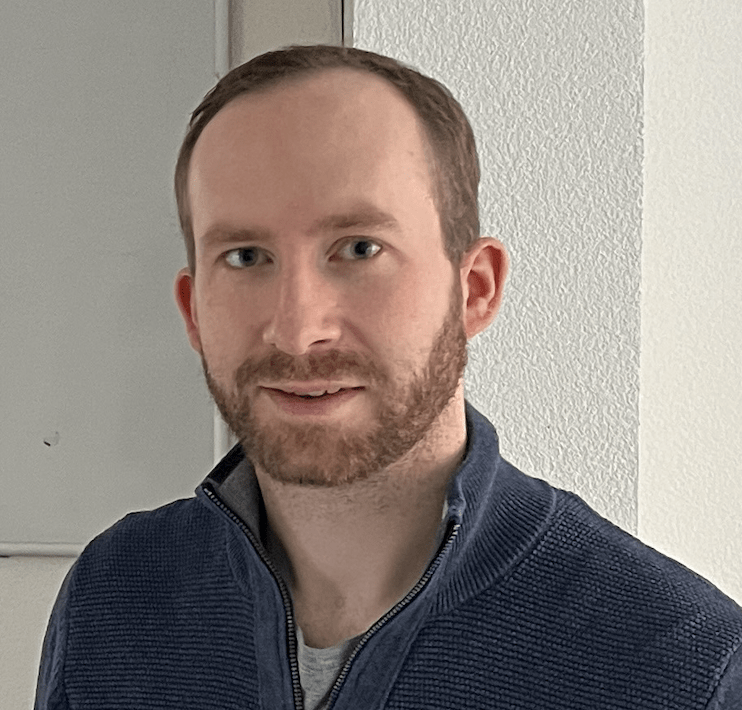 Jens P.